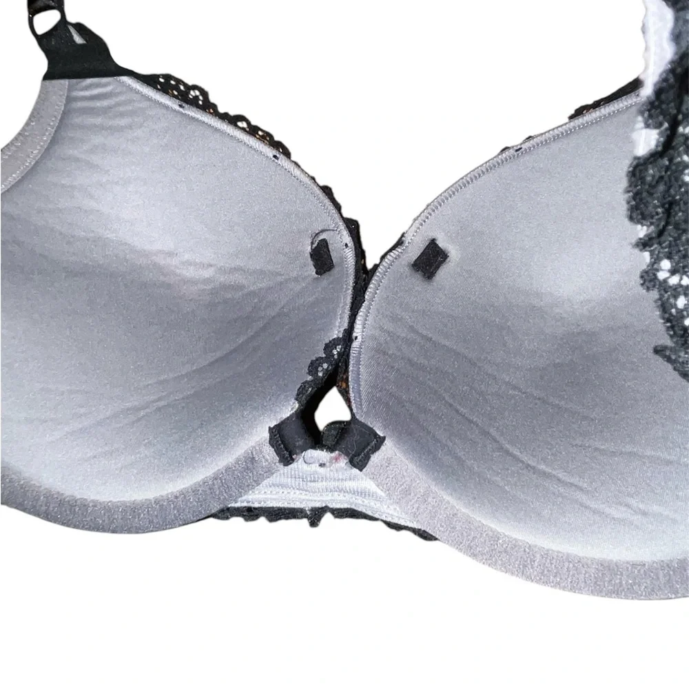 Torrid black lace bra - Picture 3 of 4